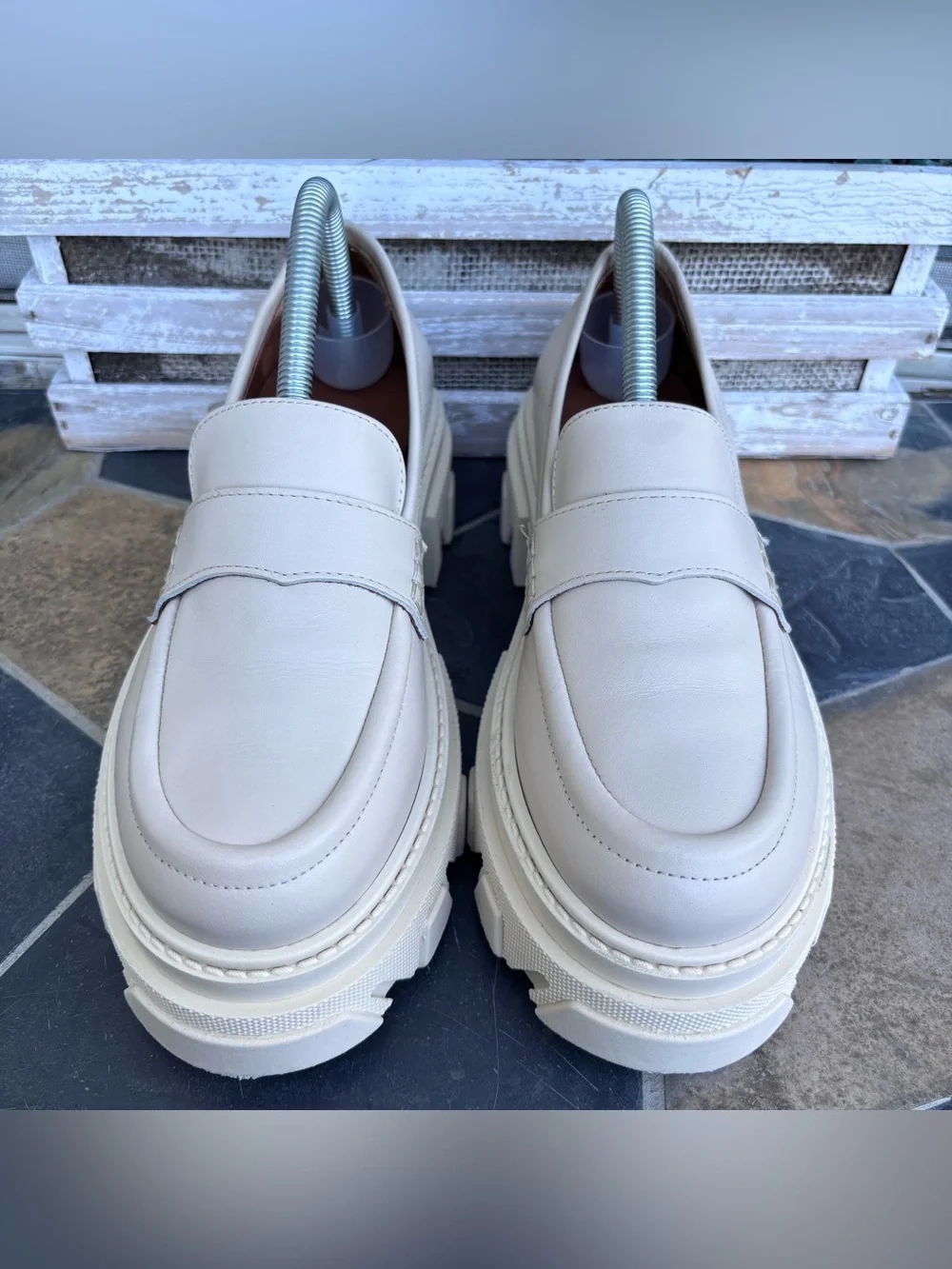 Alohas Trailblazer Loafers
